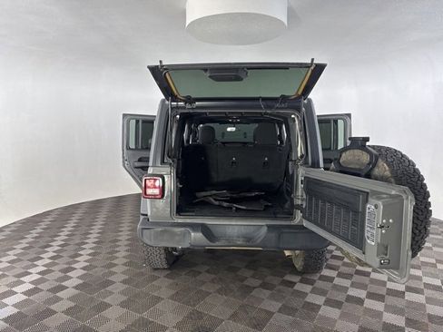 Used 2021 Jeep Wrangler Unlimited Sport image 15