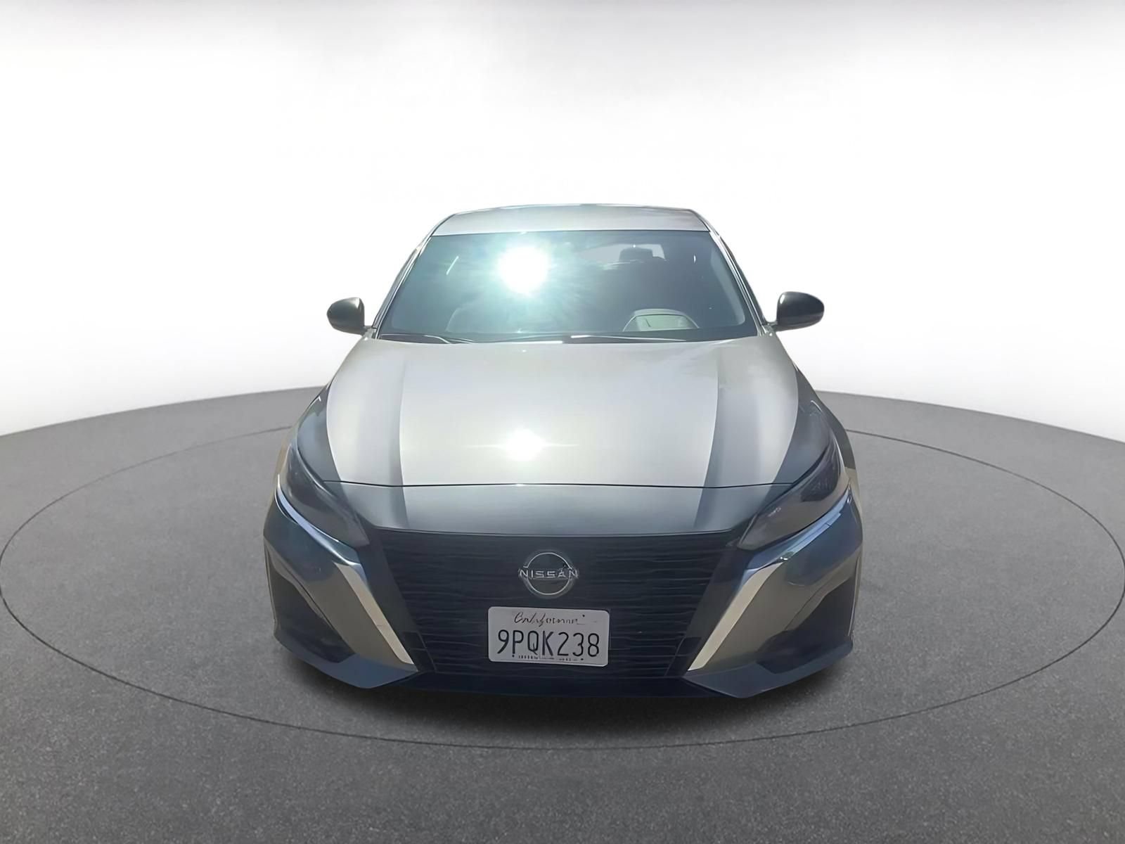 Used 2025 Nissan Altima 2.5 SV FWD image 4