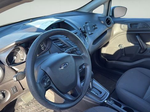 Used 2014 Ford Fiesta S image 9