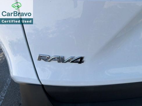 Used 2023 Toyota RAV4 LE FWD image 6