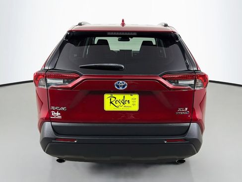 Used 2024 Toyota RAV4 XLE w/ Convenience Package AWD/4WD image 7