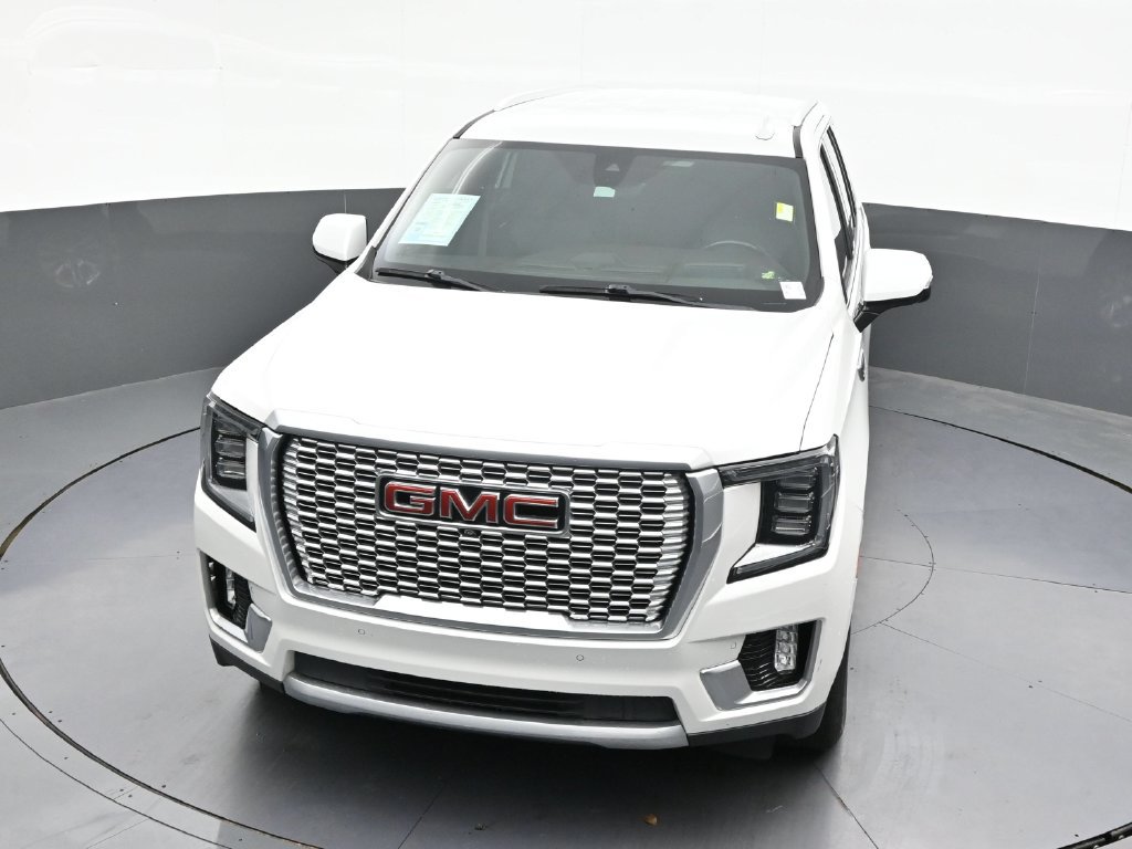 Used 2021 GMC Yukon Denali w/ Advanced Technology Package AWD/4WD image 22