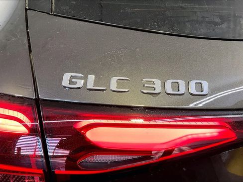 New 2026 Mercedes-Benz GLC 300 4MATIC image 6