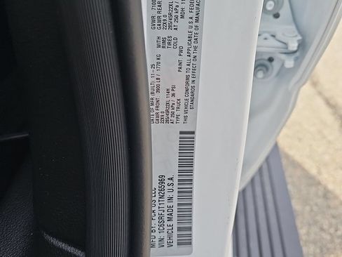 New 2026 RAM 1500 Laramie w/ Night Edition AWD/4WD image 34