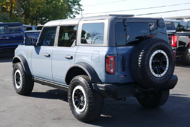 Used 2024 Ford Bronco Badlands AWD/4WD image 9