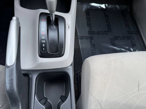 Used 2012 Honda Civic LX image 17