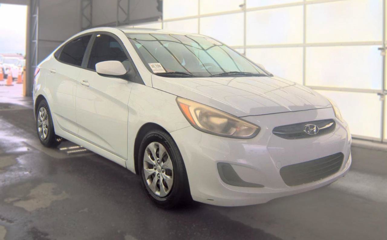 Used 2017 Hyundai Accent SE FWD image 4