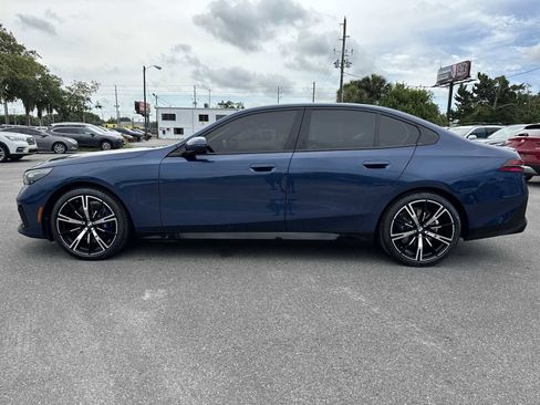 Used 2024 BMW 530i w/ M Sport Package RWD image 3