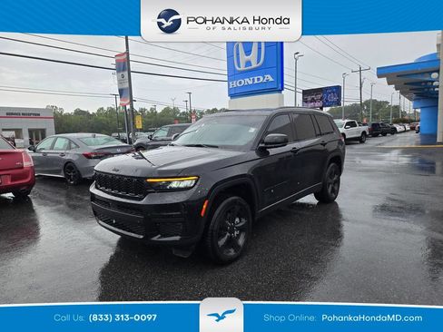 Used 2025 Jeep Grand Cherokee L Altitude AWD/4WD image 1