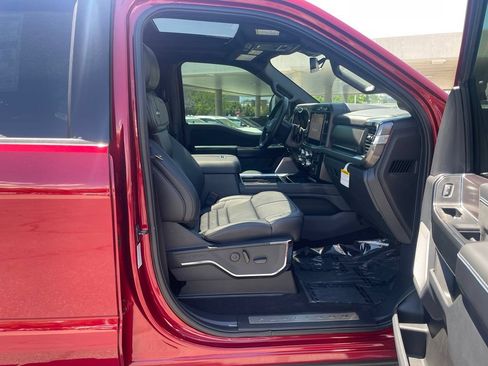 New 2026 Ford F350 Platinum w/ Tremor Off-Road Package AWD/4WD image 28