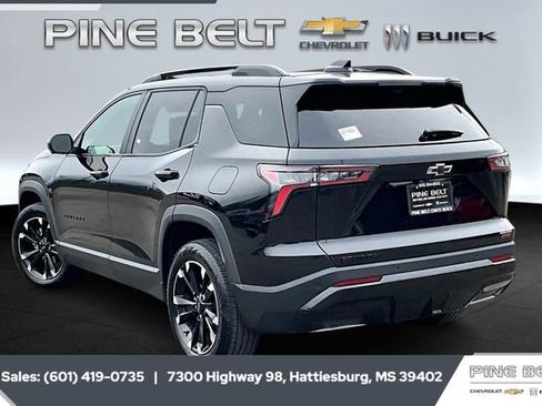 Used 2025 Chevrolet Equinox RS w/ Safety and Technology Package image 2