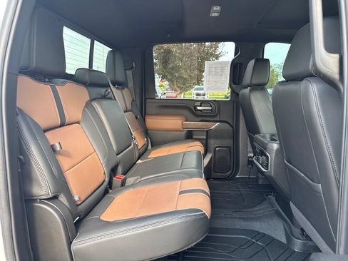 Used 2022 Chevrolet Silverado 2500 High Country w/ Z71 Off-Road Package AWD/4WD image 42