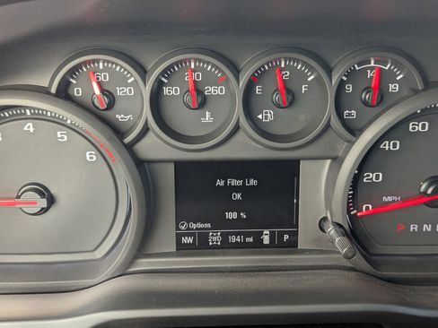 Certified 2025 Chevrolet Silverado 2500 Custom w/ Custom Value Package image 30