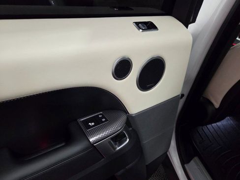 Used 2021 Land Rover Range Rover Sport HSE Dynamic image 32