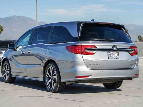 Certified 2023 Honda Odyssey Touring image 8