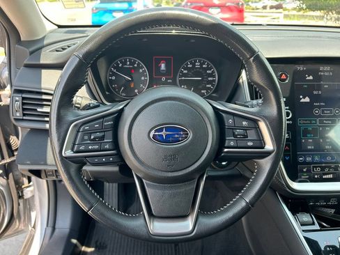Used 2024 Subaru Outback Premium AWD/4WD image 27