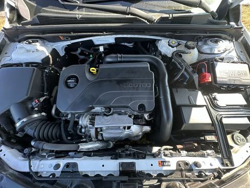 Used 2024 Chevrolet Malibu LT w/ Sport Edition image 24