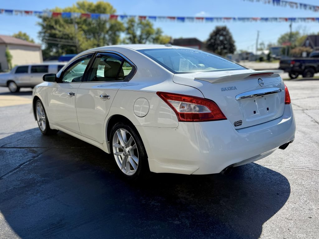Used 2011 Nissan Maxima 3.5 SV w/ Monitor Pkg FWD image 6