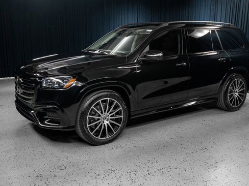 New 2026 Mercedes-Benz GLS 450 4MATIC image 1