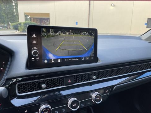 Used 2025 Honda Civic Sport Touring image 23