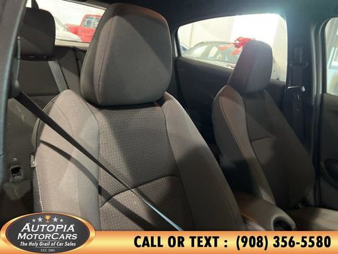 Used 2019 Honda HR-V Sport image 12