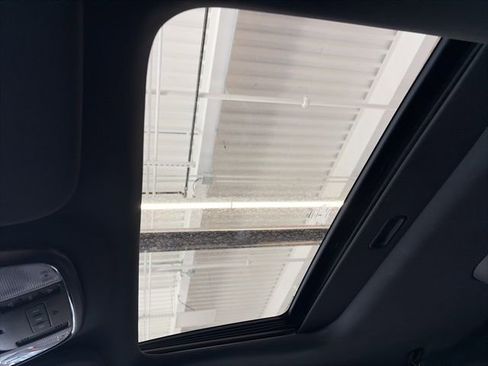 Certified 2025 Dodge Durango GT image 24