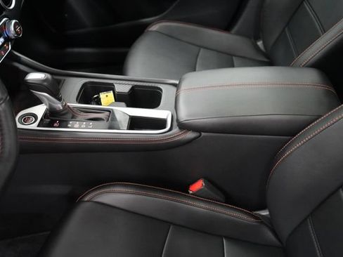 Used 2023 Nissan Sentra SR w/ SR Premium Package FWD image 36