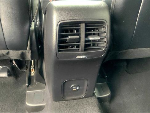 Used 2022 Ford Escape SEL w/ SEL Stealth AWD Package image 36