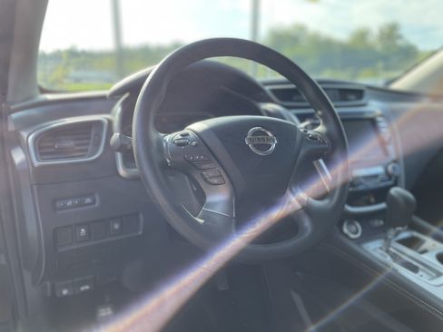 Used 2020 Nissan Murano S w/ Technology Package AWD/4WD image 16