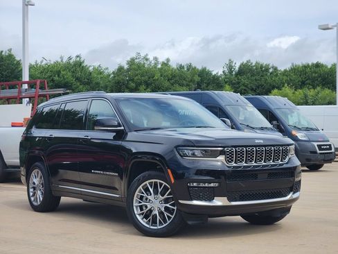 Used 2025 Jeep Grand Cherokee L Summit w/ Luxury Tech Group V AWD/4WD image 1