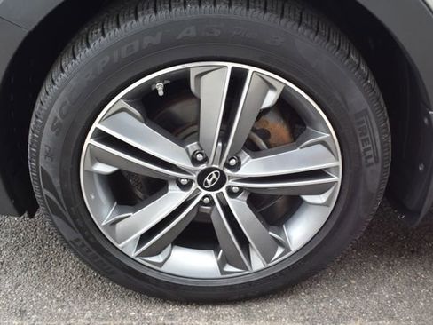 Used 2016 Hyundai Santa Fe SE w/ Option Group 03 AWD/4WD image 55
