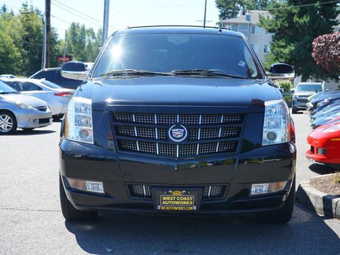 Used 2012 Cadillac Escalade Premium AWD/4WD image 8