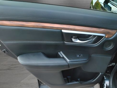 Certified 2021 Honda CR-V EX-L image 9