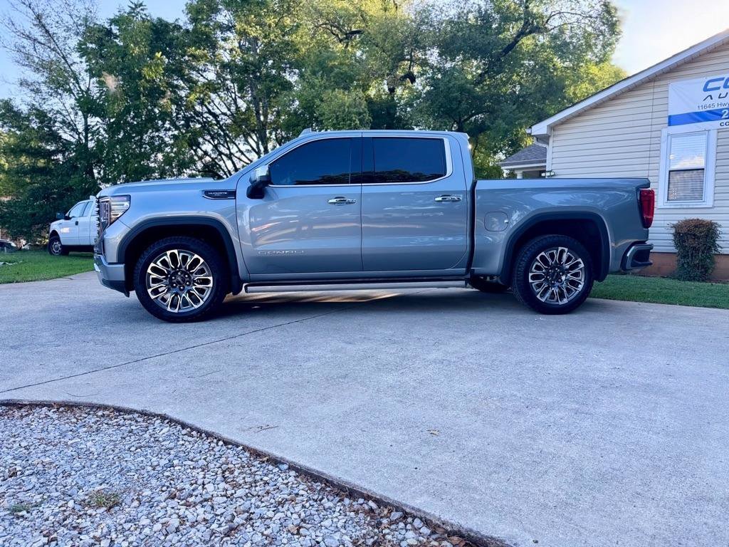 Used 2023 GMC Sierra 1500 Denali Ultimate AWD/4WD image 19