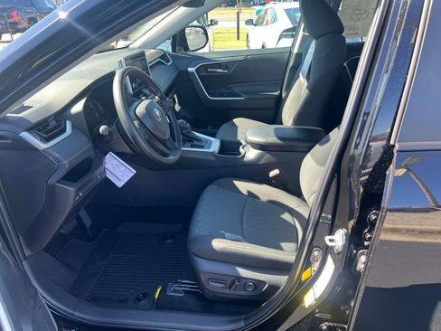New 2025 Toyota RAV4 XLE image 11
