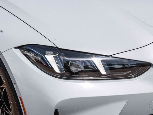 Used 2025 BMW M3 Competition AWD/4WD image 8