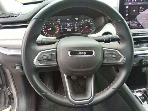 Certified 2022 Jeep Compass Limited AWD/4WD image 13