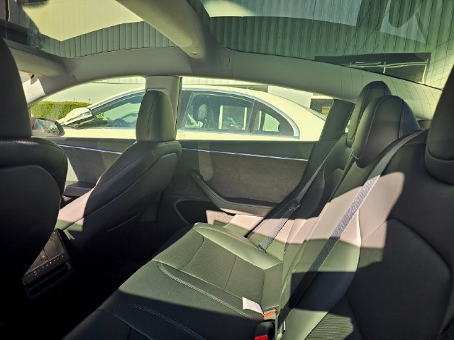 Used 2024 Tesla Model 3 Long Range AWD/4WD image 7