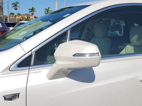 Used 2020 Cadillac XT5 Premium Luxury FWD image 11