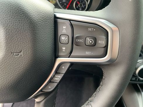 Used 2025 RAM 1500 Big Horn AWD/4WD image 19