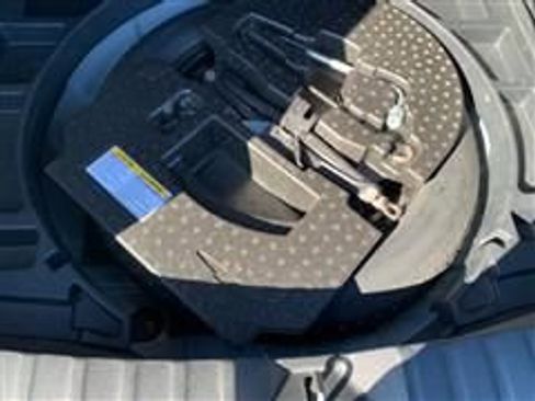 Used 2022 Toyota Corolla Cross LE image 12