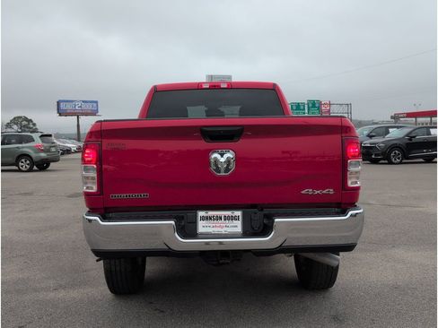 Used 2024 RAM 2500 Big Horn w/ Bed Utility Group image 4