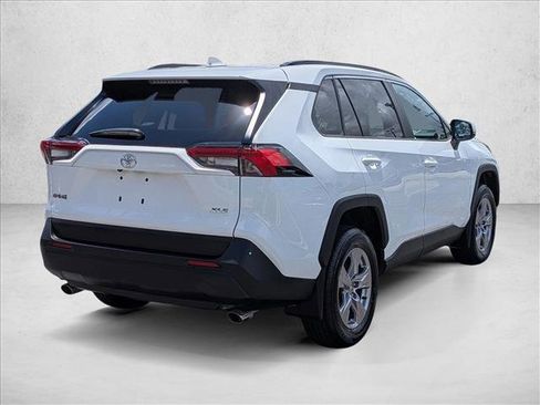 Used 2024 Toyota RAV4 XLE FWD image 5