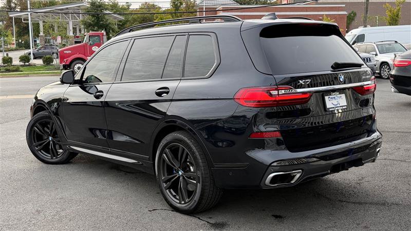 Used 2019 BMW X7 xDrive50i w/ Dynamic Handling Package AWD/4WD image 4