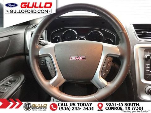 Used 2015 GMC Acadia SLE image 12