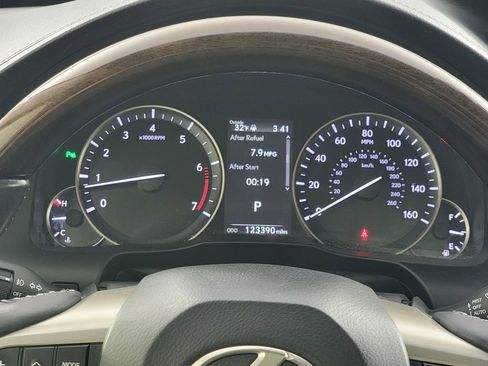 Used 2016 Lexus ES 350 350 w/ Premium Package w/Wood Trim image 31