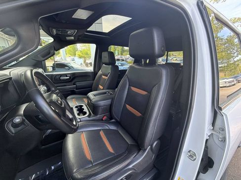 Certified 2022 GMC Sierra 3500 AT4 w/ AT4 Premium Plus Package AWD/4WD image 21
