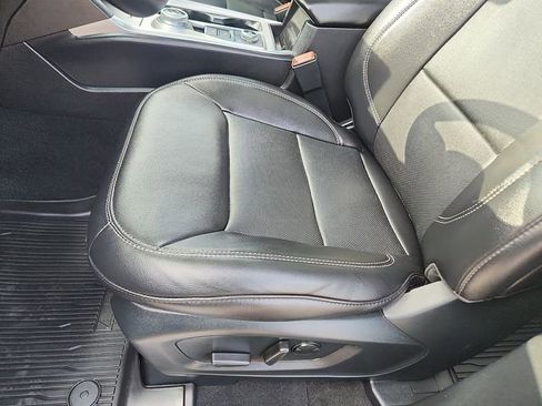 Certified 2024 Ford Explorer Limited w/ Limited Technology Package AWD/4WD image 10