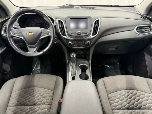 Used 2018 Chevrolet Equinox LT image 4