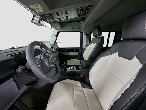 New 2025 INEOS Grenadier Fieldmaster Edition image 34